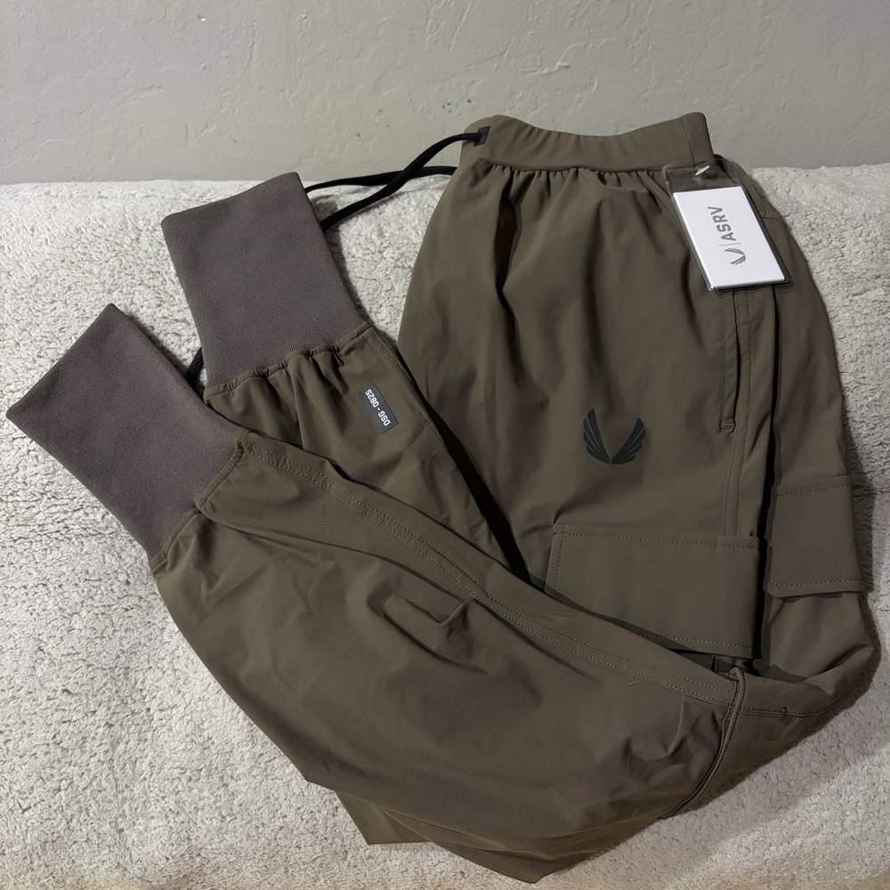 Size Small 0825 Tetra-Lite Cargo High Rib Jogger Deep Taupe Athletic Gym Fitness